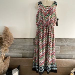 I Le New York multicolored print sleeveless dress NWT Size 12